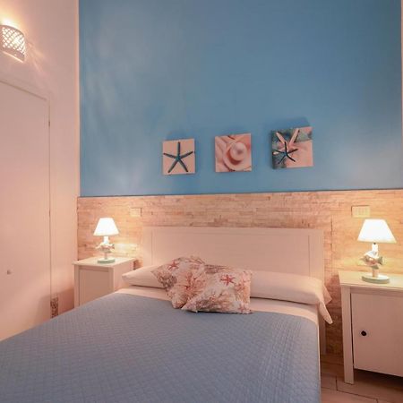 Approdo Rooms - Eja Sardinia カリアリ エクステリア 写真