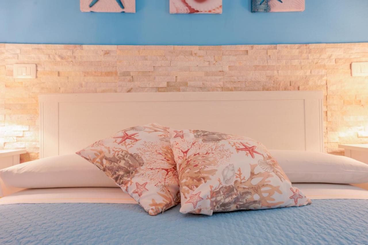 Approdo Rooms - Eja Sardinia カリアリ エクステリア 写真