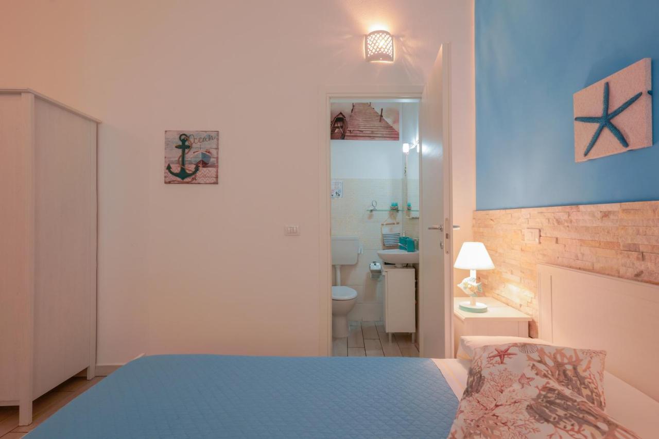 Approdo Rooms - Eja Sardinia カリアリ エクステリア 写真