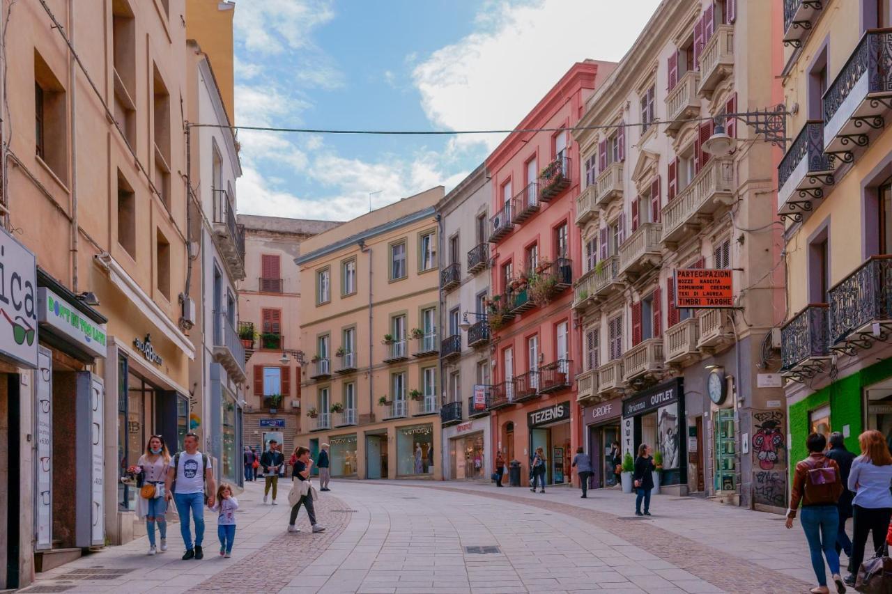Approdo Rooms - Eja Sardinia カリアリ エクステリア 写真