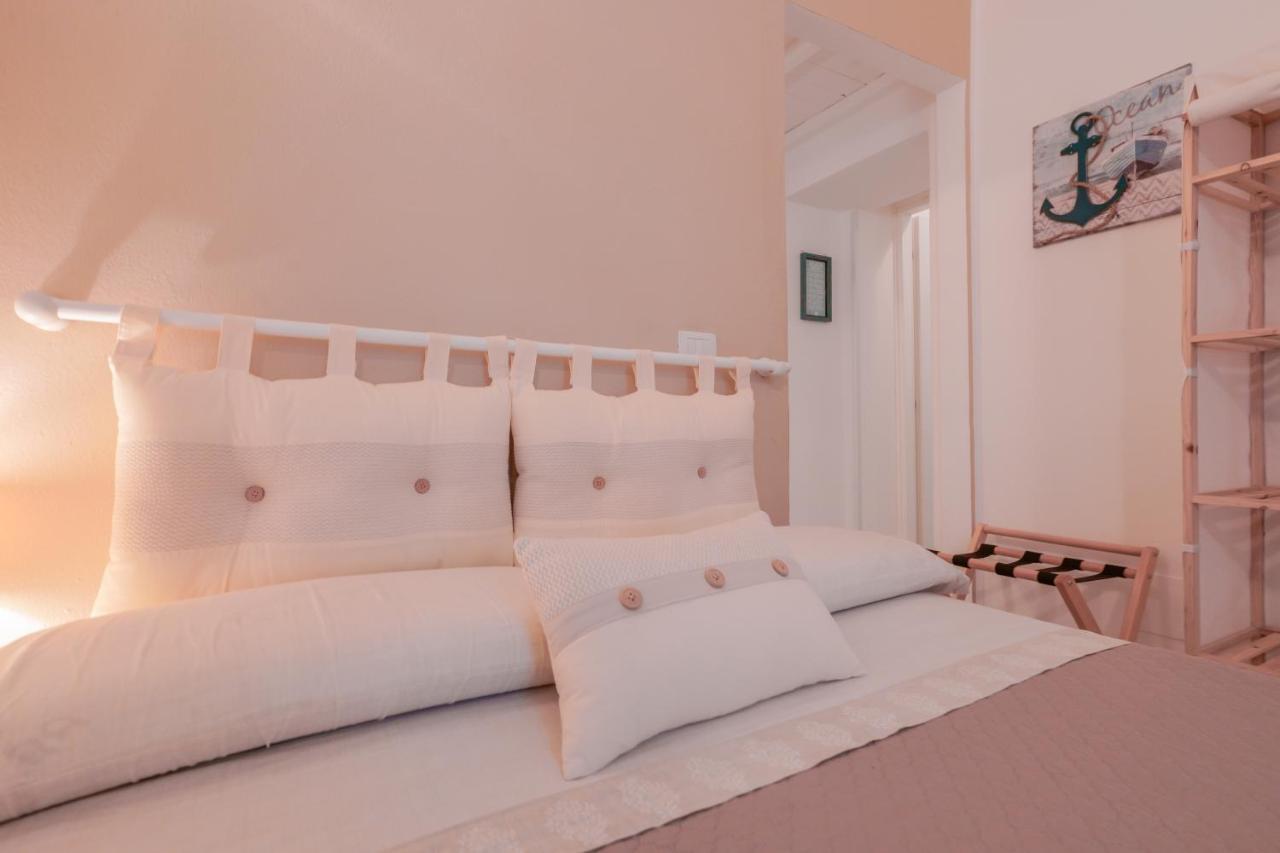 Approdo Rooms - Eja Sardinia カリアリ エクステリア 写真