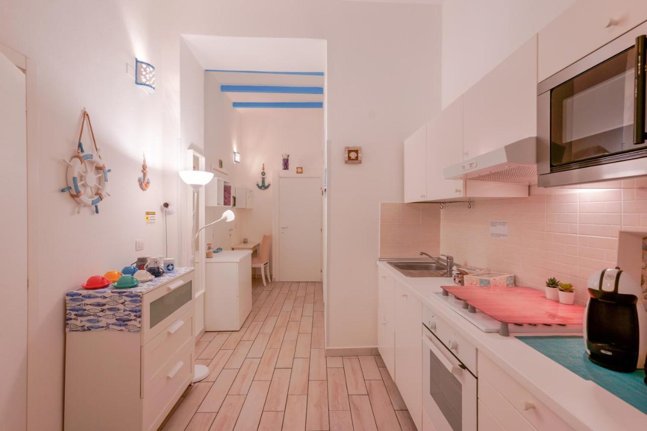 Approdo Rooms - Eja Sardinia カリアリ エクステリア 写真